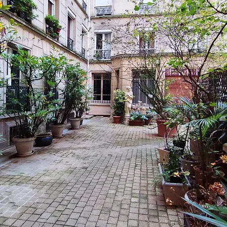 Beau Type Loft Tres Bien Situe *